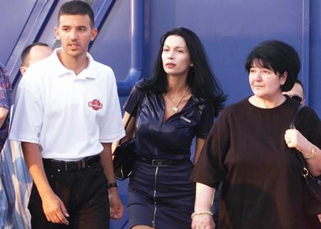 Слева направо: Марко и Даниэла Милошевичи и Мириана Маркович